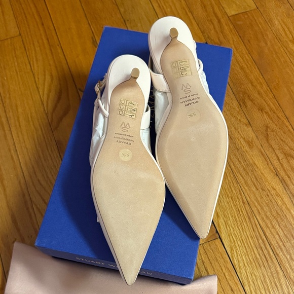 Stuart Weitzman Cream Pointed Toe Heels - Picture 5 of 7